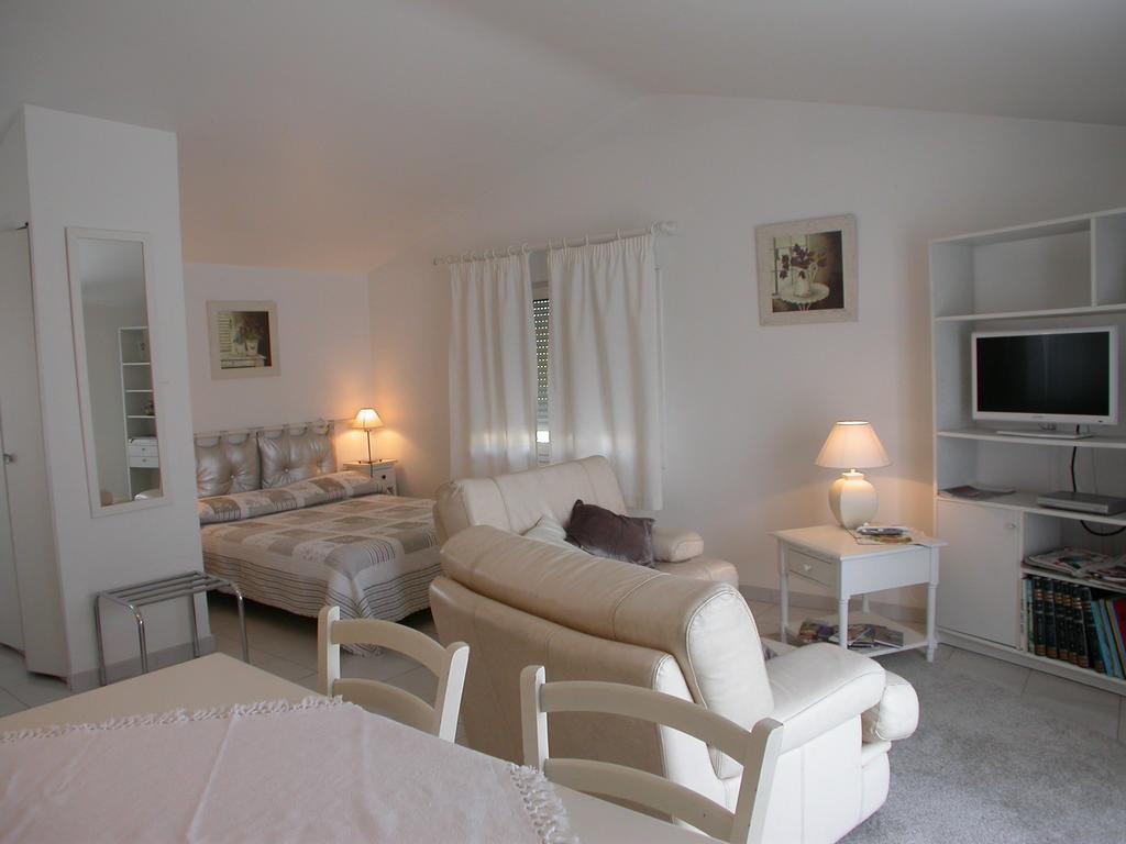 Apartments La Madeleine Aviñón Habitación foto