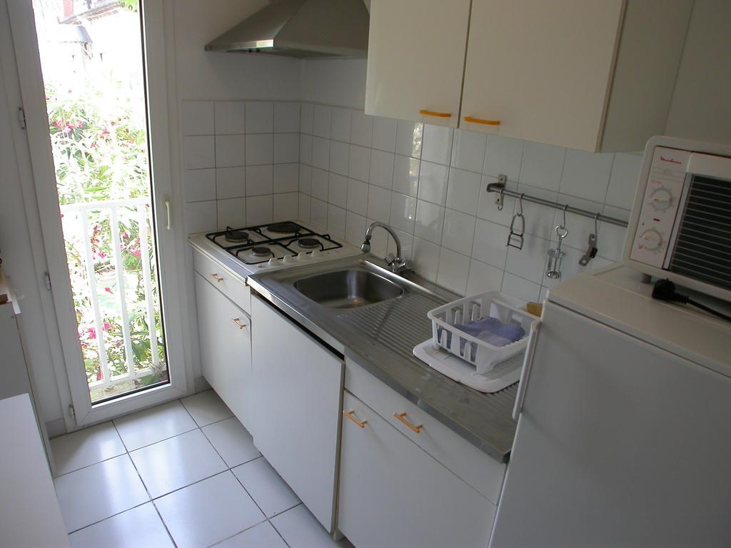 Apartments La Madeleine Aviñón Habitación foto